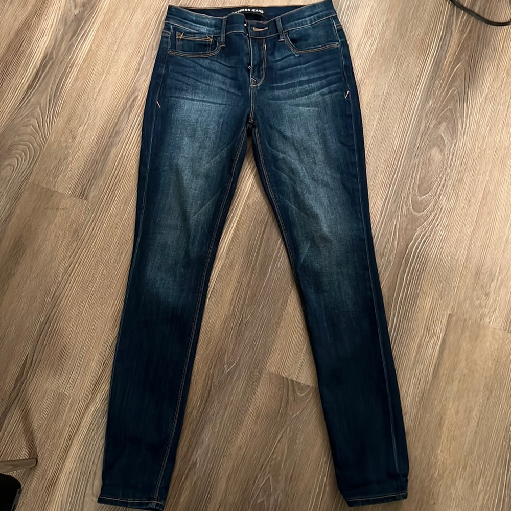 Express jeans size 4, gently used